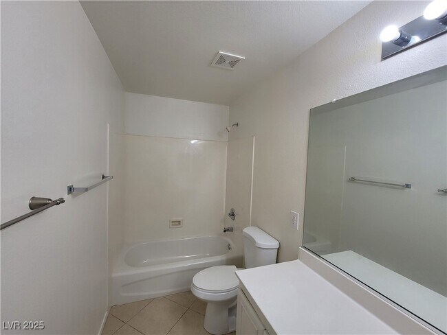 Building Photo - 10799 Flame Vine Ct