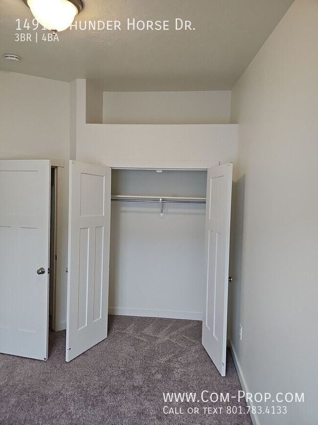 Building Photo - 14912 S Thunder Horse Ln