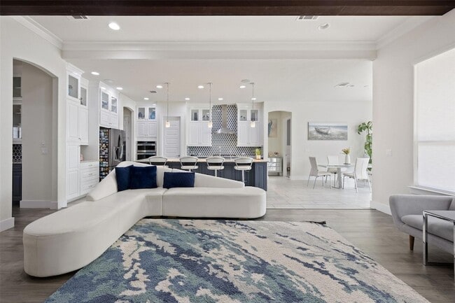 Building Photo - 16404 Horse Trap Ln