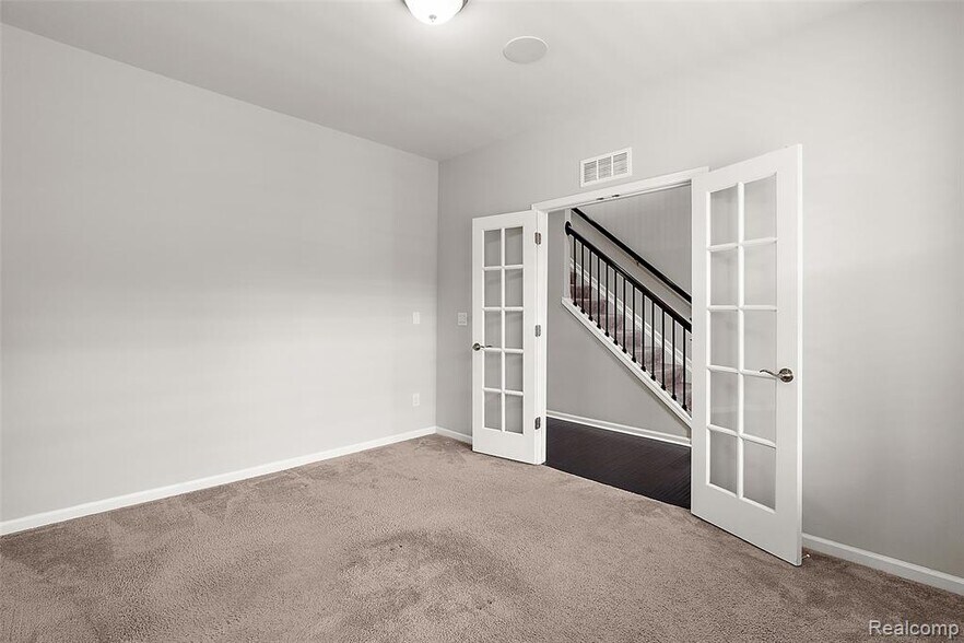 Building Photo - 31065 Tremont Ln