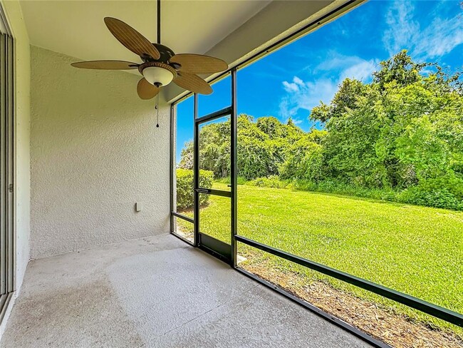 Building Photo - 7434 Surrey Pines Dr