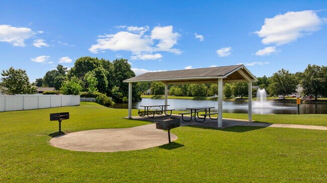 Building Photo - 1006 Post Oak Ct