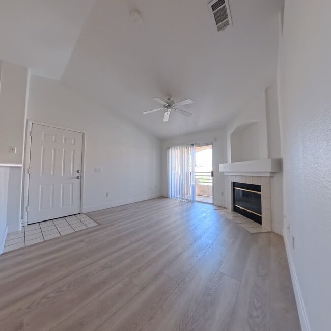 Building Photo - Upgraded 1 Bed 1 Bath Second-Story Condo at Opulence!