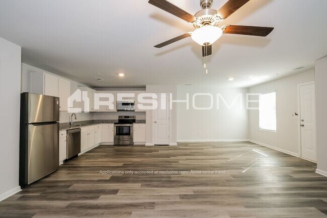 Building Photo - 145 Wellbrook Ct NE