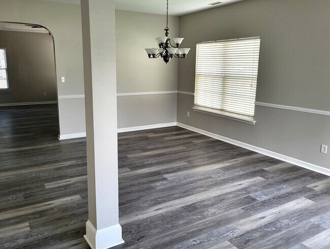 Building Photo - 8300 Neuse Hunter Dr