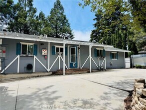 Building Photo - 264 Darfo Dr