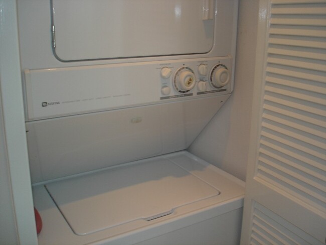 Building Photo - Coronado Shores, Furnished 1Bd/1.5Ba