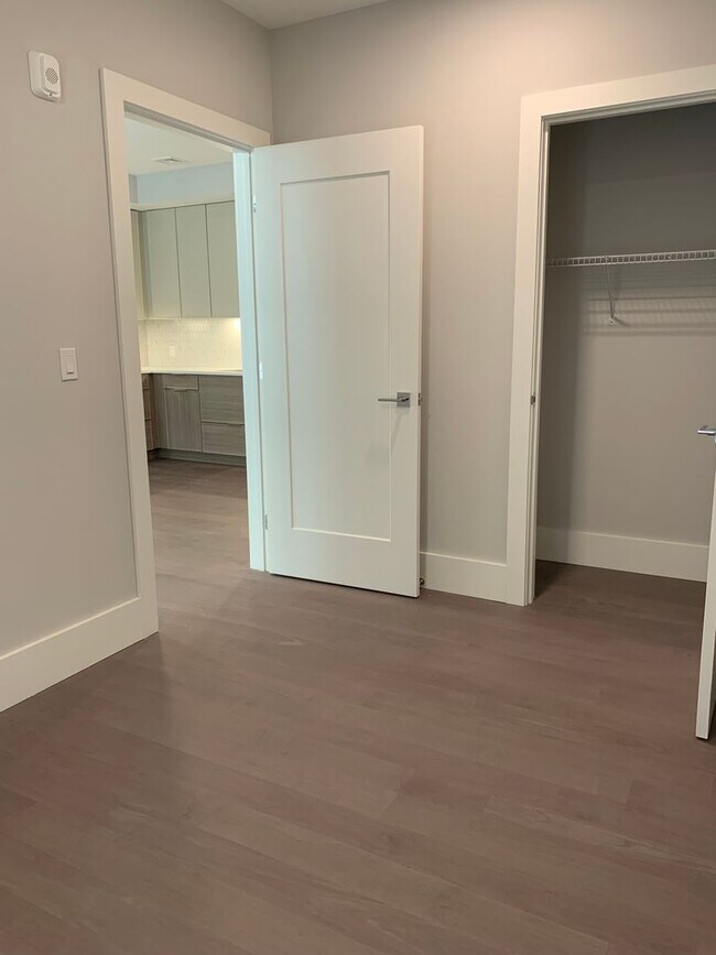 Building Photo - SEPTEMBER 1 - Jamaica Plain luxury 2 BR wi...