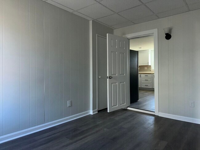 Building Photo - 60 Whitney St