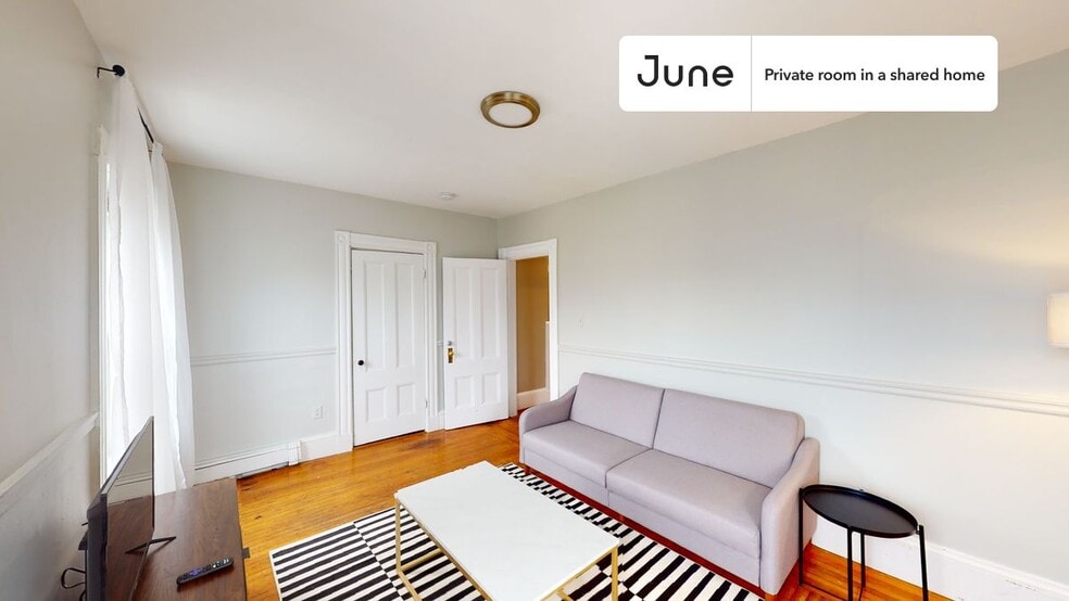 Building Photo - Room in Shared 4 bed/2 bath home in Allston