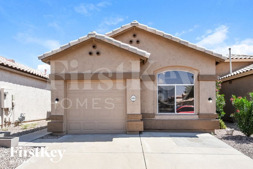 Primary Photo - 19819 N 49th Ave