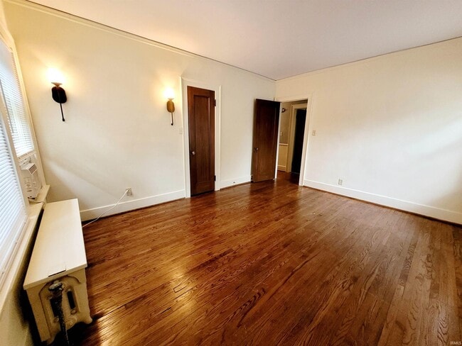 Building Photo - 1223 W Wayne St