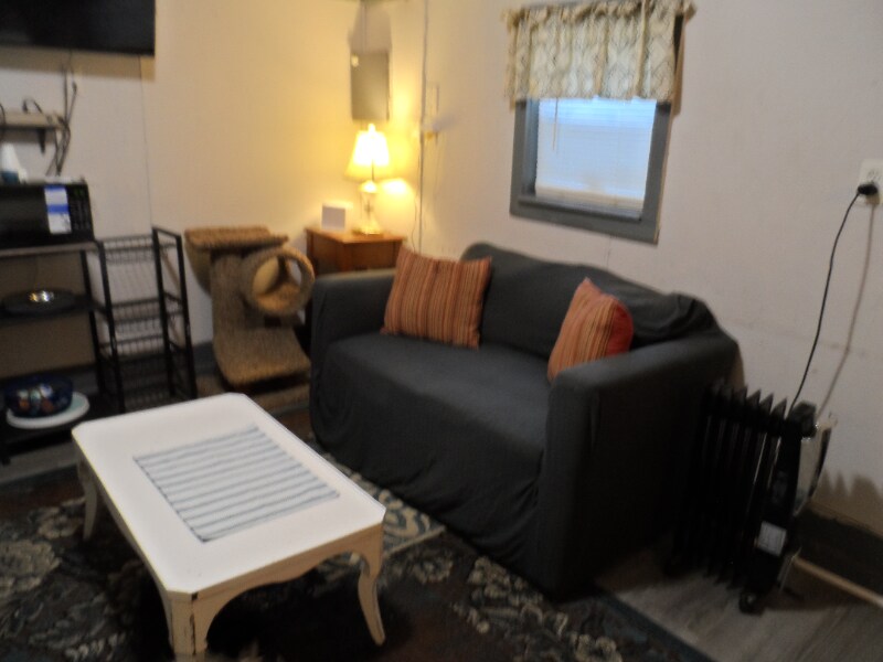 Building Photo - 8716 Hurst Ave