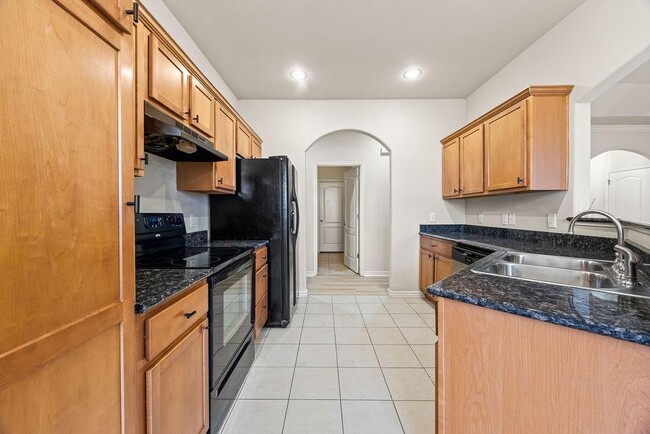 Building Photo - 4300 SW Brownstone Ave