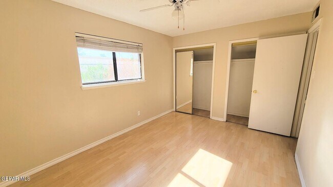 Building Photo - 6836 Orizaba Ave