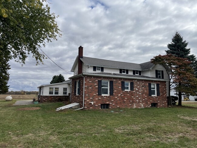 Building Photo - 7555 Finzel Rd