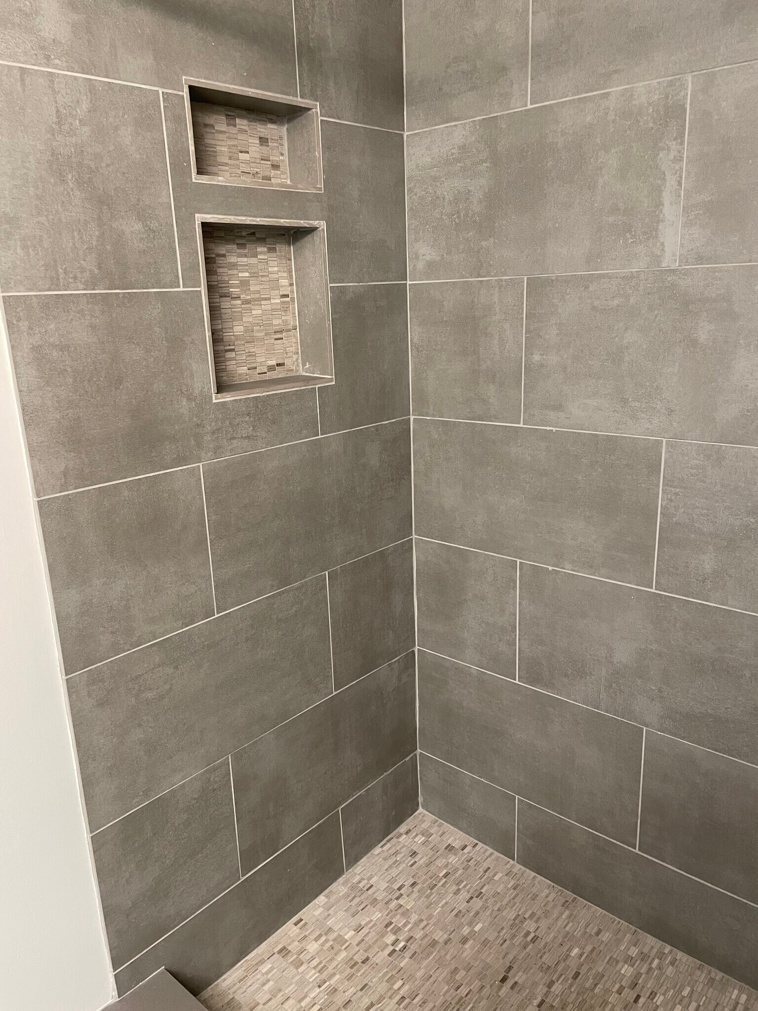 Upstairs bath - 33 Deer St