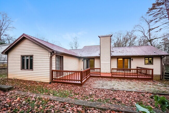 Building Photo - 1507 Bellingham Dr