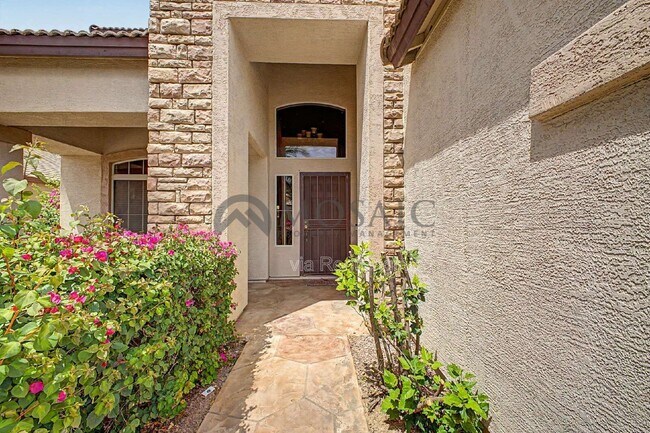 Building Photo - 3356 E Mayberry Ave