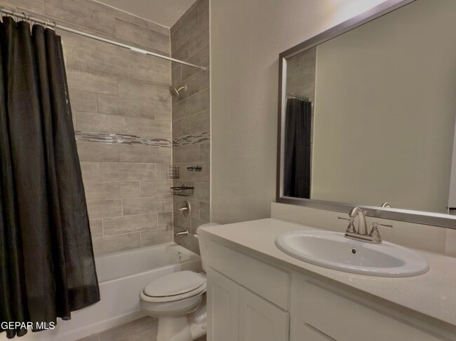 Building Photo - 13877 Paseo Perlas Dr