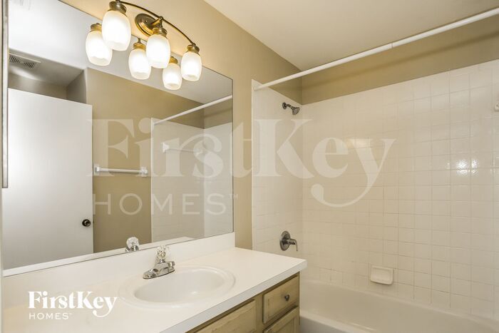 Building Photo - 1207 Etchfield Cir