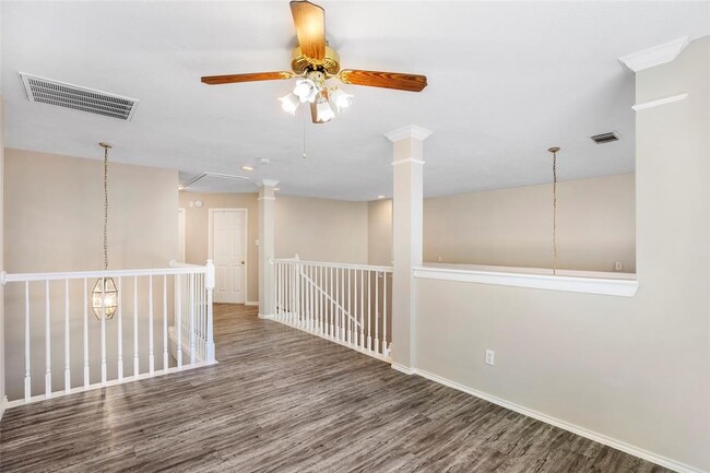 Building Photo - 5322 Willow Knoll Ct