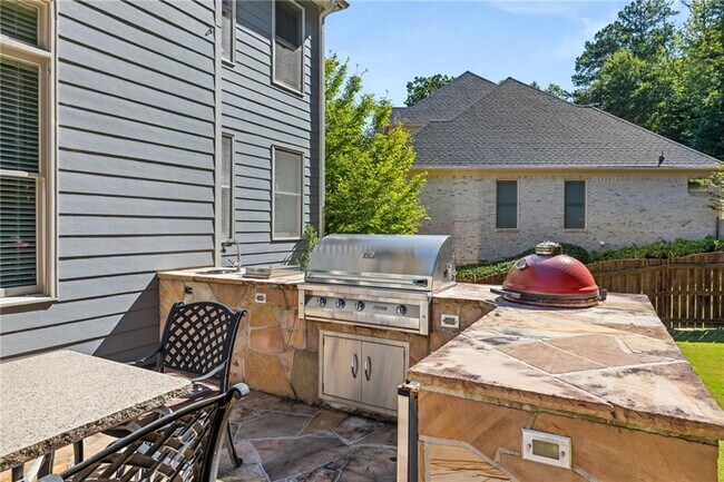Building Photo - 1475 Boomer Cir