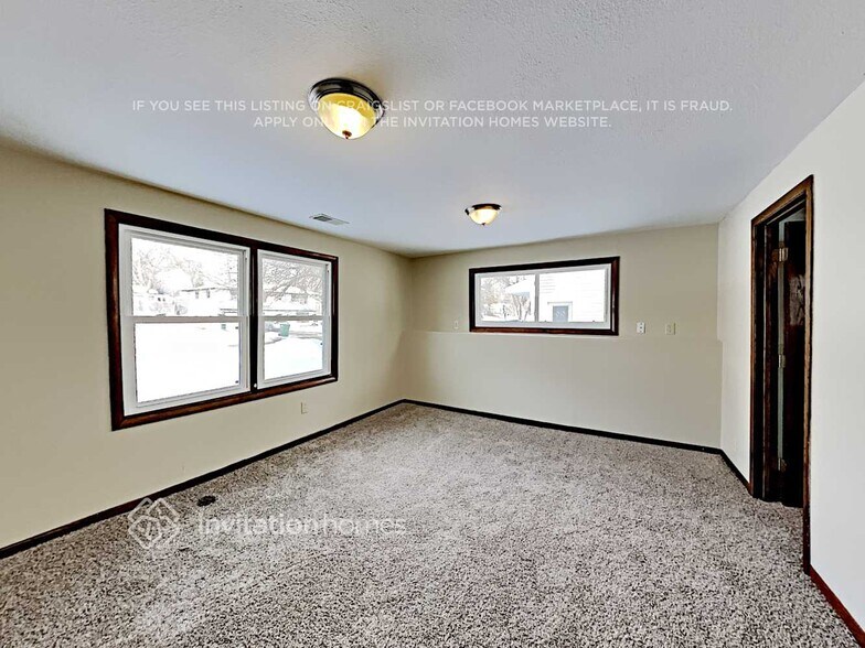 Building Photo - 8427 Northern Dr