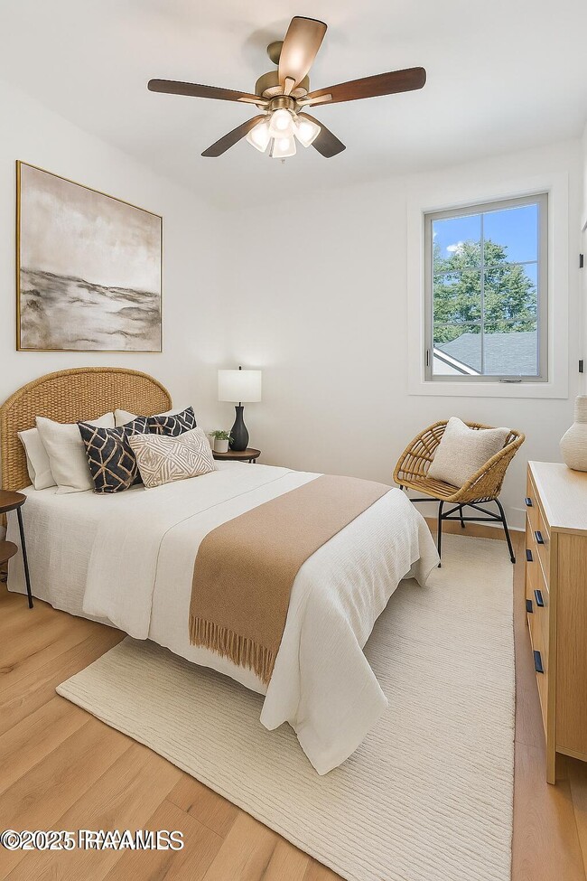 Building Photo - 210 Steiner Oaks