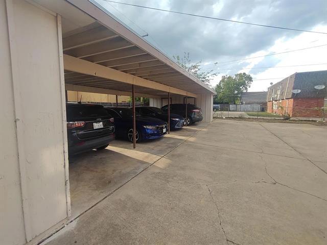 Building Photo - 7816 Romney Rd