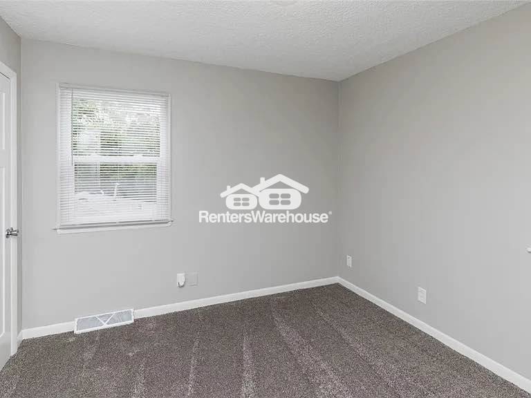 Building Photo - 2418 Boston Ave