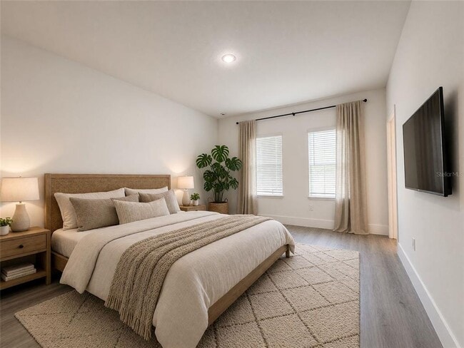 Building Photo - 7130 N Glenridge Cir