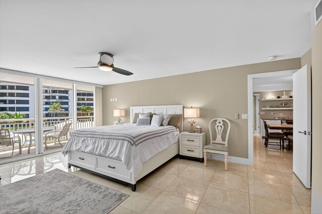 Building Photo - 3546 S Ocean Blvd