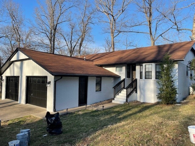 Building Photo - 2300 Oakwood Ave