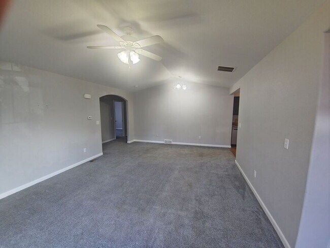 Building Photo - 6591 Watusi Rd