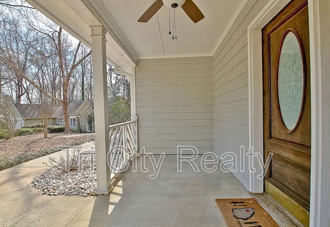 Building Photo - 404 Topaz Trail