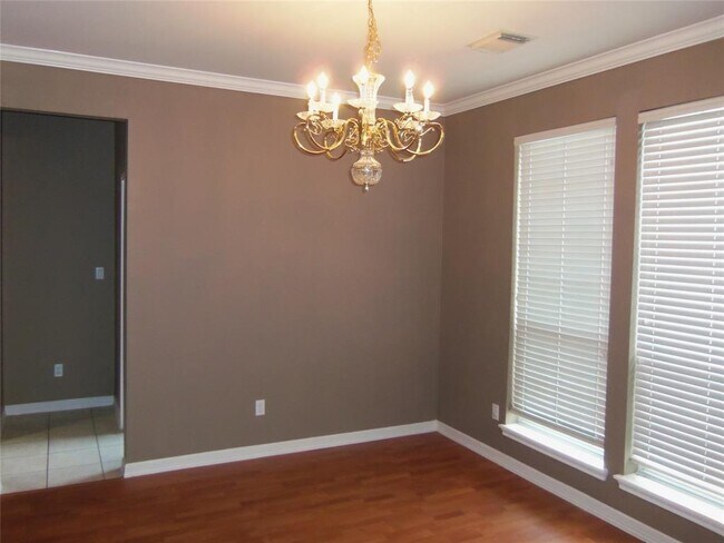 Building Photo - 15848 Garrison Cir