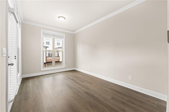 Building Photo - 205 Bedford Aly