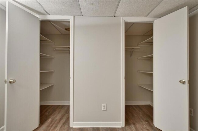 Building Photo - 1896 Winchester Trail