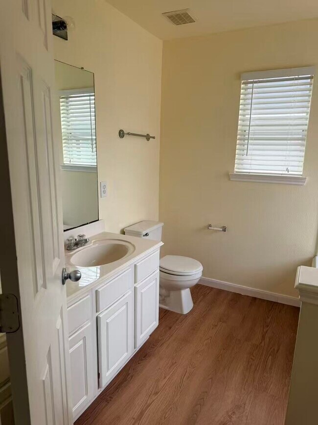 Building Photo - 8006 Singing Sonnet Ln