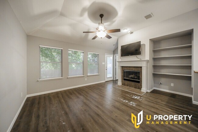 Building Photo - One-story 3B2B in Stonebridge Ranch