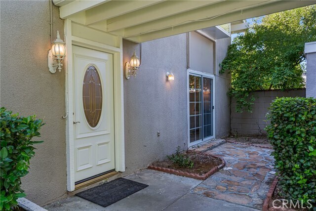 Building Photo - 5165 Pearblossom Dr