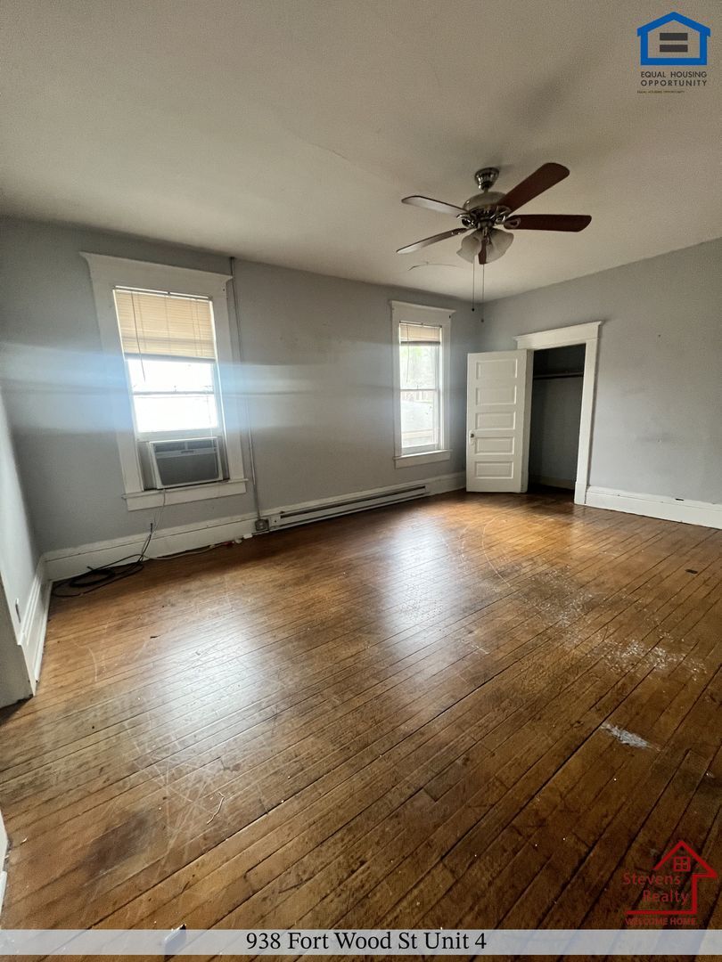 Building Photo - 938 Fort Wood St