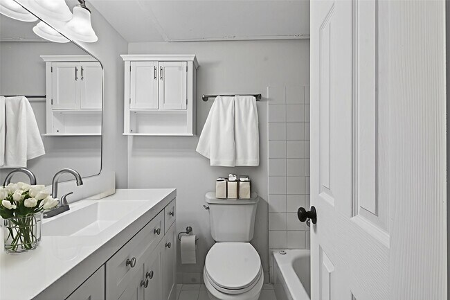 Building Photo - 3400 Timmons Ln