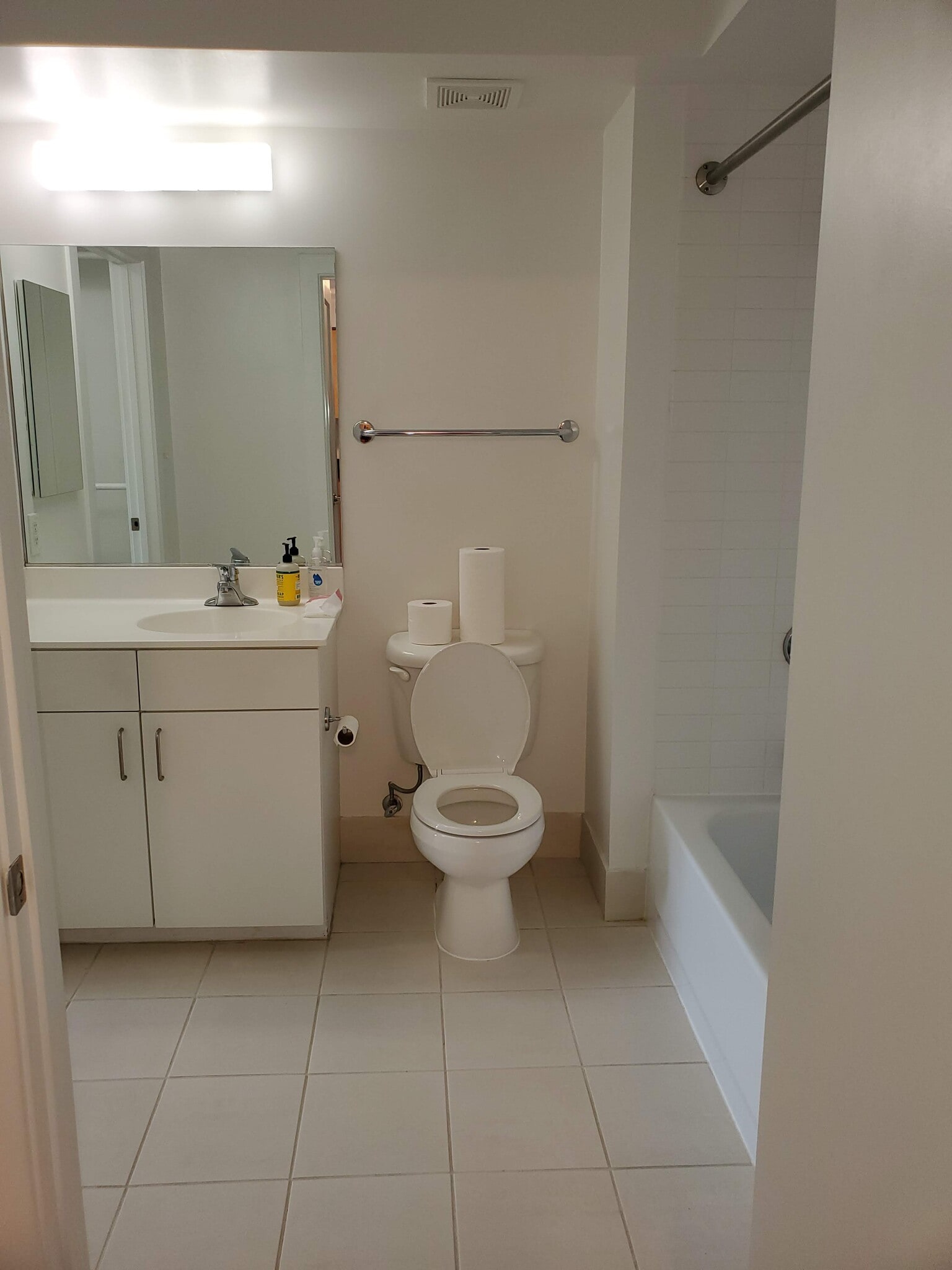Bathroom - 1000 New Jersey Ave SE