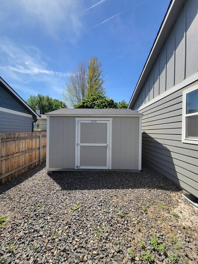 Building Photo - 1951 W 39th Ave