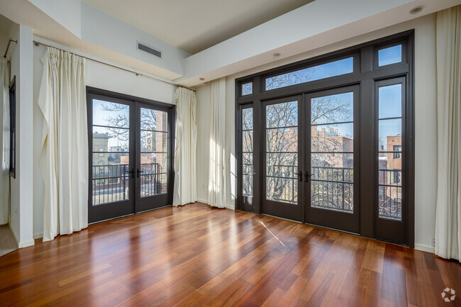 Interior Photo - The Orleans Lofts