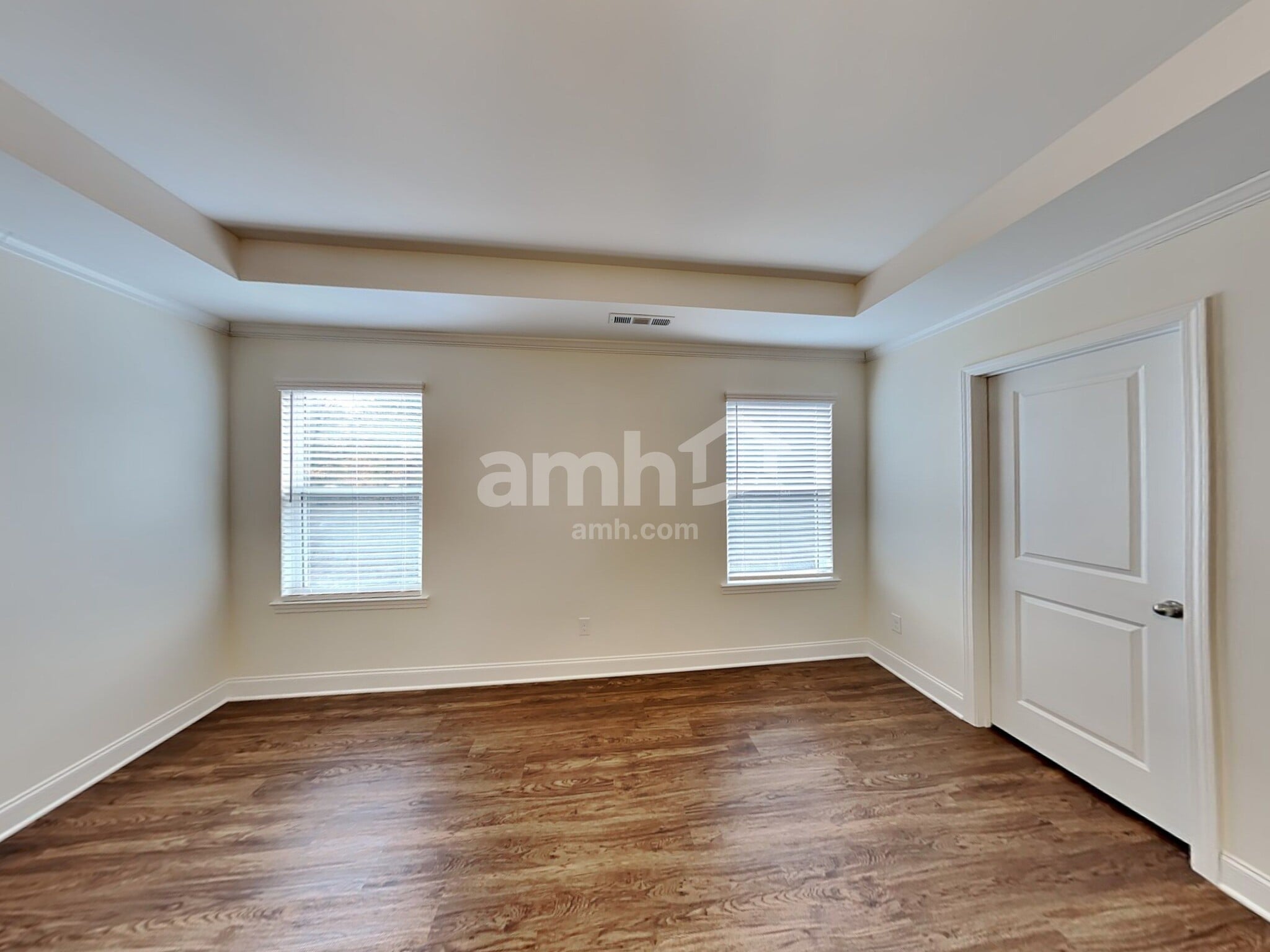 Building Photo - 440 Charity Ln