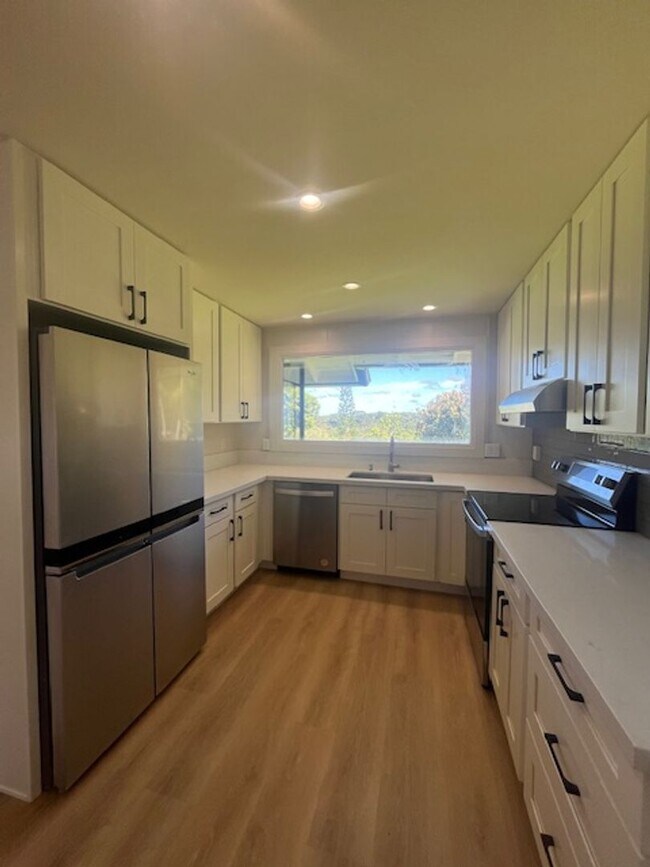 Building Photo - Stunning Newly Renovated Rim Lot in Wahiaw...