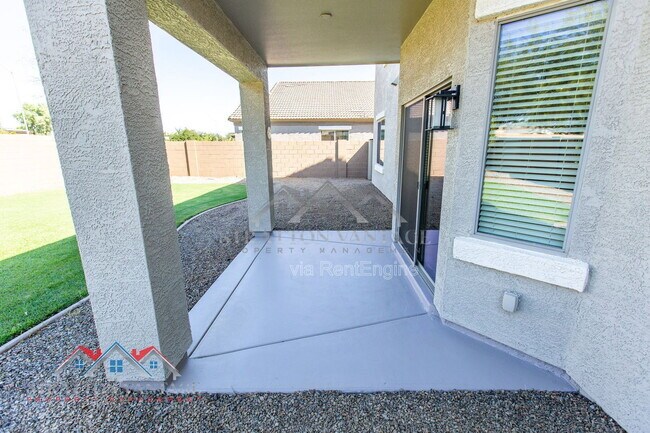 Building Photo - 17932 W Caribbean Ln